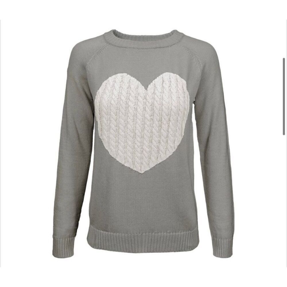 Yemak women’s long sleeve crewneck, heart cableknit sweater, size large